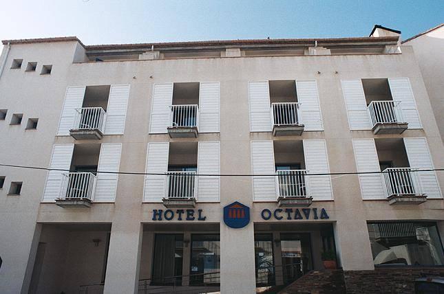 Hotel Octavia Cadaques Exterior photo
